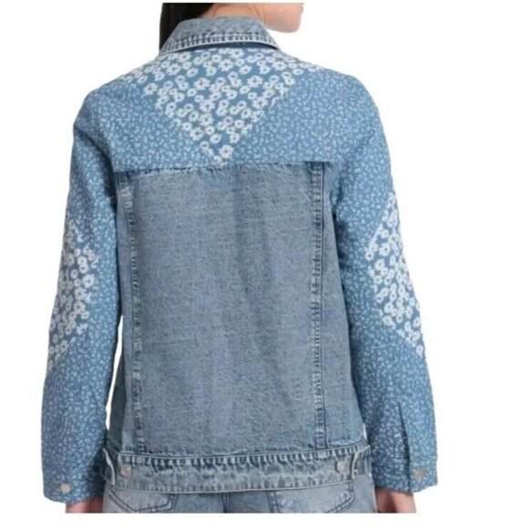 Avec Les Filles Denim Combo Trucker Jacket Size Medium Floral Patchwork Blue - Picture 2 of 10